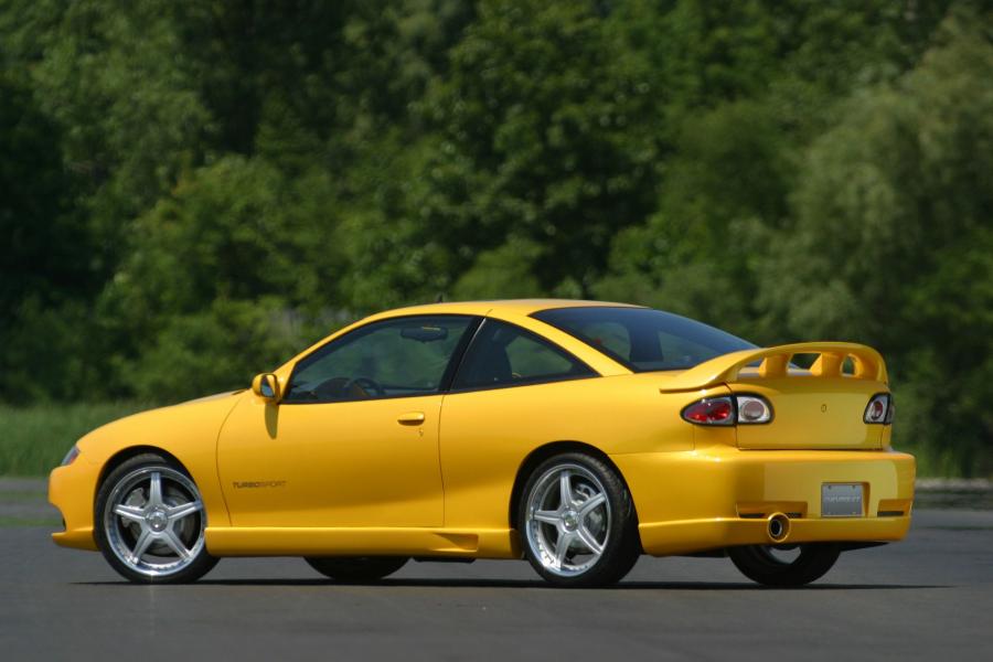  Chevrolet Cavalier Coupe 2003 года  (фото 7 из 13)